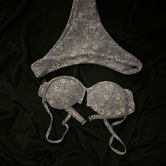 Zaful- Lilac Floral Bikini Set Size Large - Picture 5 of 8